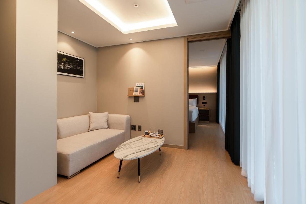 D Ov Haeundae Hotel Busan Luaran gambar